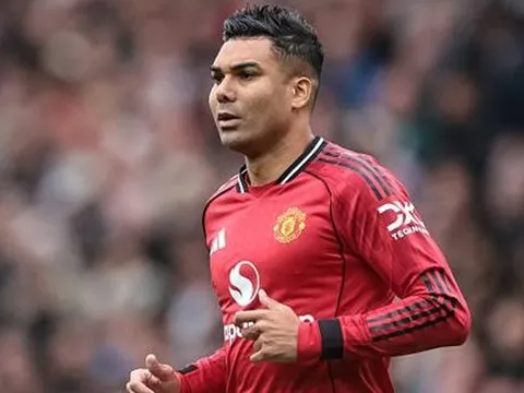 Casemiro khẳng định không có cơ hội ở lại Man Utd