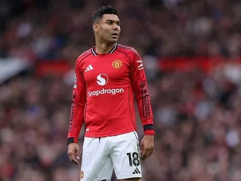Man Utd chuẩn bị thay thế Casemiro bằng 3 tiền vệ