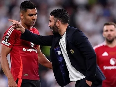 Lời chia tay kiêu hãnh của Casemiro sau khi chứng minh Amorim sai
