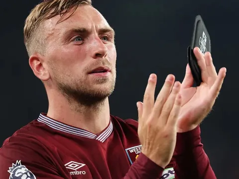 Owen giục Liverpool mua Bowen thay thế Salah