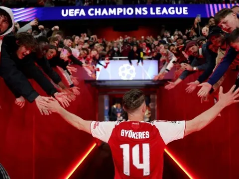 Cày nát hàng thủ Atletico, Gyokeres chinh phục fan Arsenal