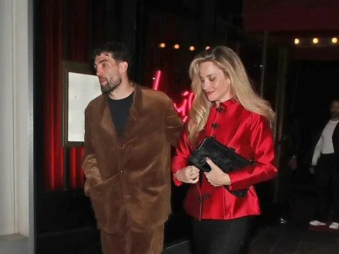 Dàn sao Man City và WAGs lên đồ cực "chất" dự tiệc chia tay Bernardo Silva
