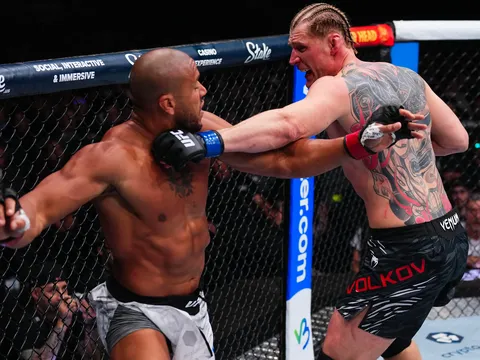 Alexander Volkov: Trận Pereira đấu Gane chỉ mang tính thương mại, không phải tranh đai thực sự