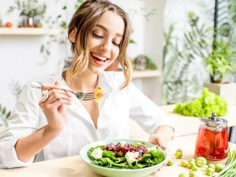 10 cách để tăng cường đề kháng tự nhiên, giúp bảo vệ sức khỏe toàn diện, kéo dài tuổi thọ, ai cũng làm được tại nhà