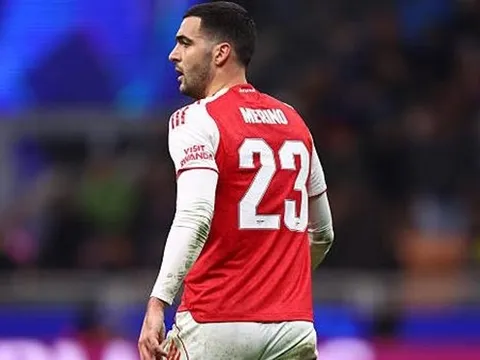 Arsenal đón "viện binh" Merino cho chặng nước rút