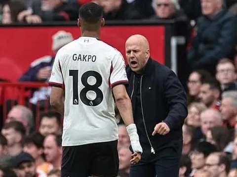 Arsenal thăng hoa và dư vị đắng chát của Liverpool