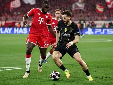 Kvaratskhelia chứng minh đẳng cấp trước Bayern