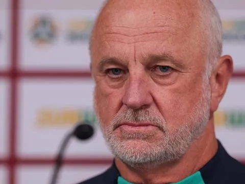 Lời tố cáo của Graham Arnold và dấu hỏi về tính minh bạch của AFC