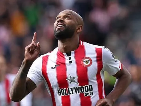 Brentford đòi 90 triệu euro cho mục tiêu của Chelsea
