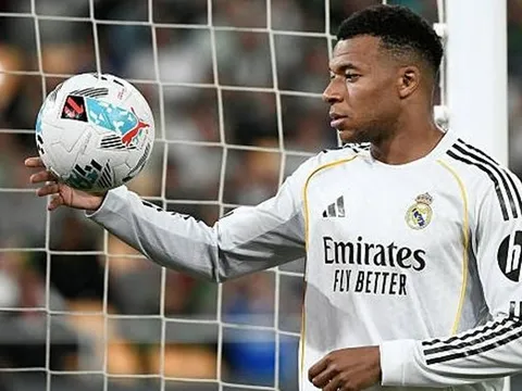 Tin đồn chuyển nhượng tối 7/5: Liverpool tiếp cận Mbappe; Real Madrid săn đón Salah