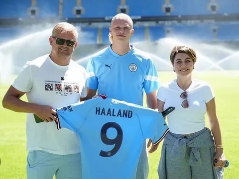 Tiết lộ hậu trường Man City trói chân Haaland