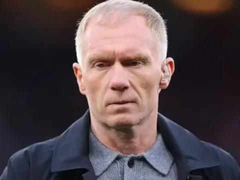 Scholes cảnh báo về năng lực thực sự của Carrick tại MU