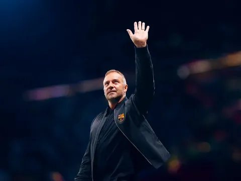 Hansi Flick đồng ý gia hạn với Barcelona đến năm 2029