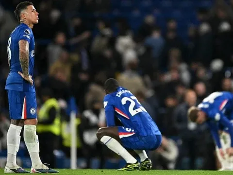 Chelsea cần những ông chủ thực sự trong phòng thay đồ