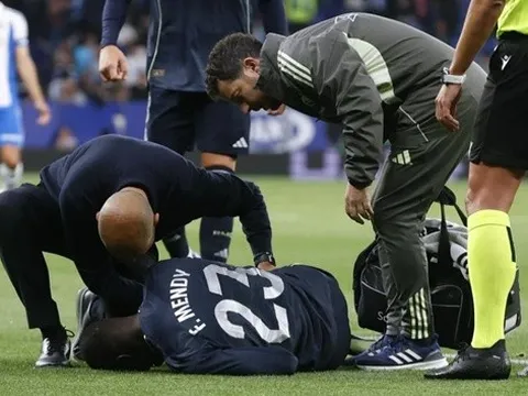 Ferland Mendy nghỉ thi đấu một năm vì chấn thương nặng