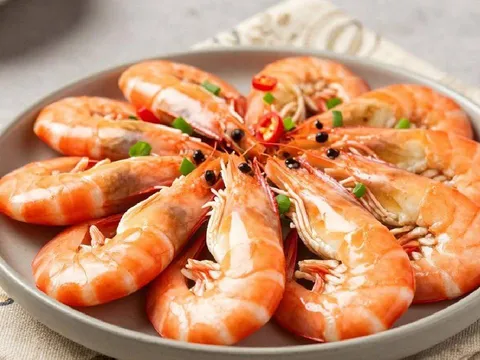 Ai không nên ăn tôm? Người bị 5 bệnh này nên tránh