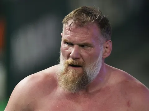 Josh Barnett xót xa cho tình cảnh hạng nặng UFC: "Tồi tệ nhất trong nhiều năm qua"