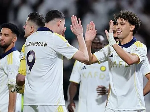 Ronaldo nổ súng, Felix lập hattrick nhấn chìm Al Shabab