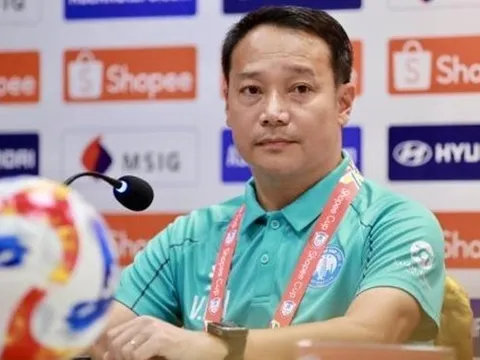 HLV Vũ Hồng Việt thất vọng vì Nam Định phung phí cơ hội