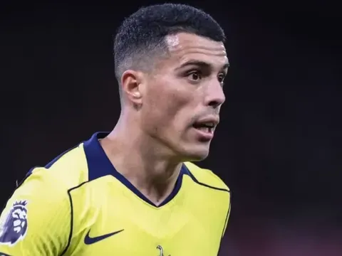 Barcelona gây sốc với mức giá 30 triệu euro cho trụ cột của Tottenham