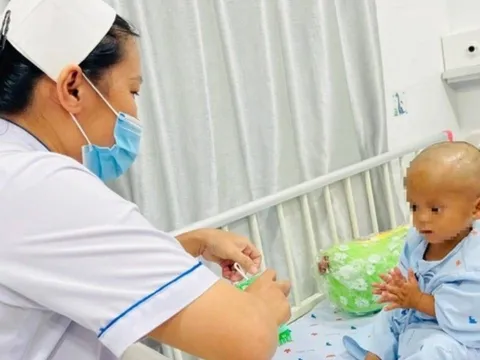 Vụ bé trai 2 tuổi bị bạo hành ở TP.HCM: Thông tin mới nhất