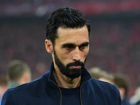 BLĐ Real Madrid thừa nhận sai lầm với Arbeloa