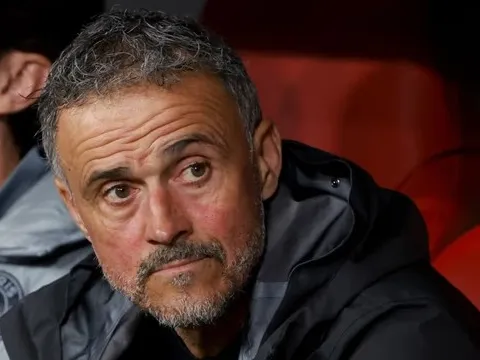 Luis Enrique chốt tương lai tại PSG, từ chối dẫn dắt Man Utd