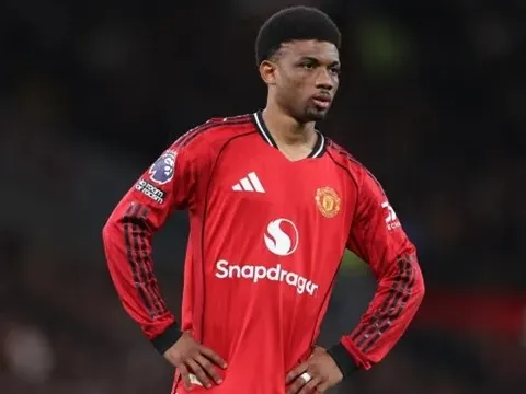 Carrick cần dũng cảm loại Amad Diallo để trao cơ hội cho các tài năng trẻ