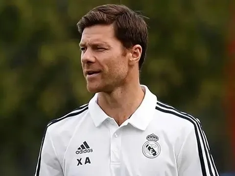 Xabi Alonso gật đầu với dự án dài hạn của Chelsea