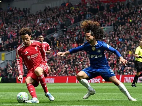 Cầm hòa Liverpool, Cucurella tin Chelsea sẵn sàng đấu Man City