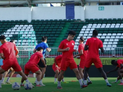 Soi trận HAGL vs PVF-CAND: Khách tìm đường sống
