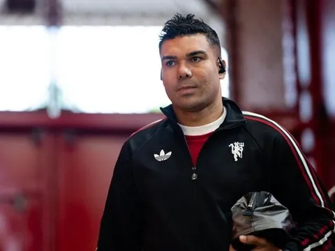 Vì sao Casemiro không được đăng ký thi đấu trước Sunderland?