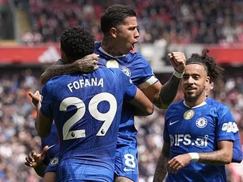 Một điểm tại Anfield cứu vãn niềm tin vụn vỡ của Chelsea