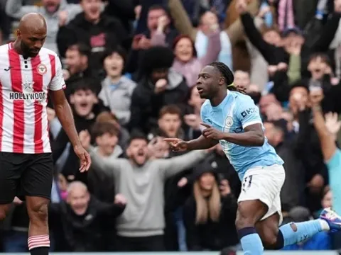 Sự tiến hóa của Doku nâng cấp hàng công Man City