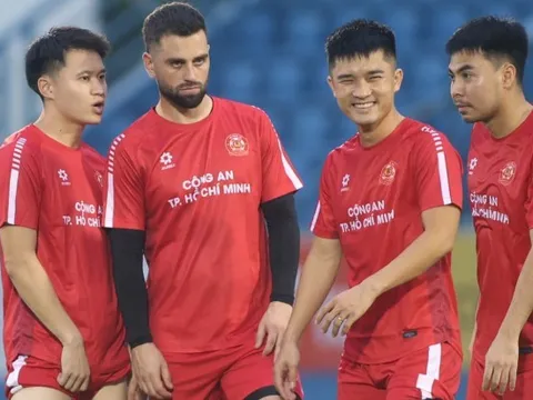 Soi trận CA TPHCM vs SLNA: Khai thác tử huyệt