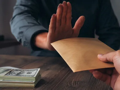 3 món tiền được cho cũng đừng nhận bởi cái giá về sau rất lớn mà nhiều người chưa nhìn ra