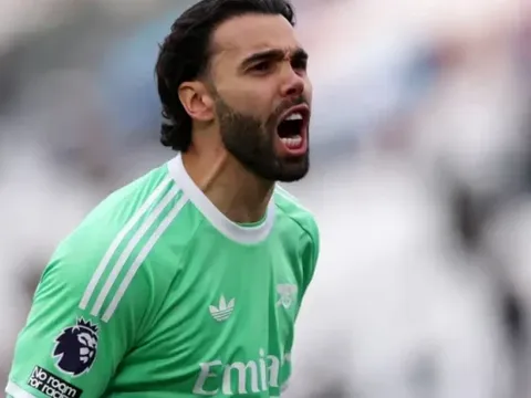 Chấm điểm Arsenal: Raya chơi xuất thần; Trossard hóa người hùng