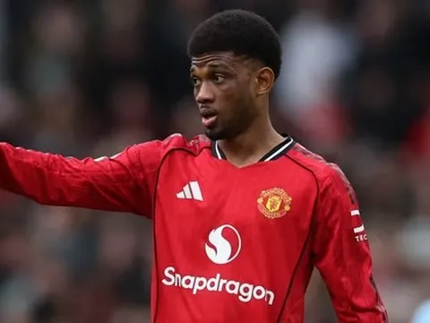 MU từ chối bán Amad Diallo cho Sunderland