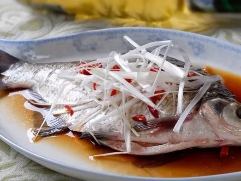 Người bị 3 bệnh này không nên ăn cá