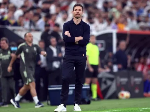 Xabi Alonso là mảnh ghép hoàn hảo để giải cứu Chelsea