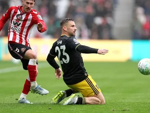 Luke Shaw vào danh sách sơ bộ tuyển Anh dự World Cup