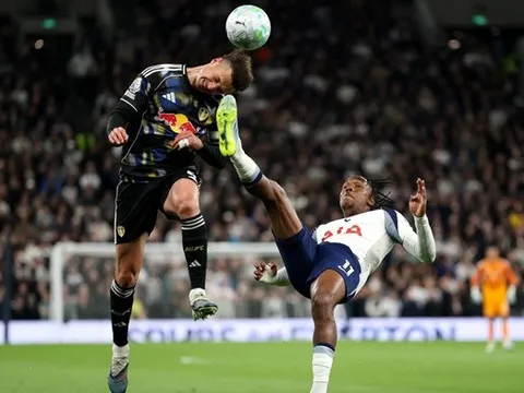 Bi kịch của Mathys Tel và nỗi ám ảnh sân nhà đeo bám Tottenham