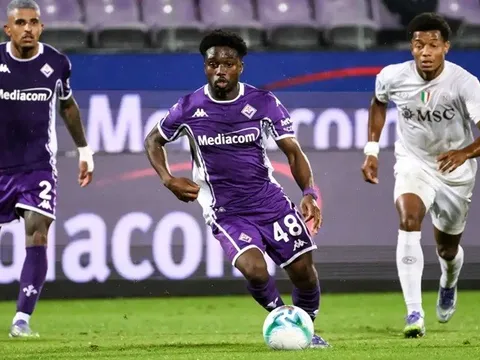 Cựu sao Chelsea bị Fiorentina chấm dứt hợp đồng sau 25 phút thi đấu