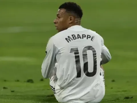 Mbappe đang tự biến mình thành "kẻ phản diện" tại Bernabeu