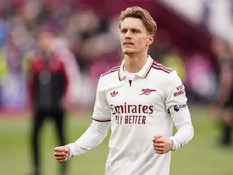 95 giây nhắc Arsenal nhớ Odegaard là ai