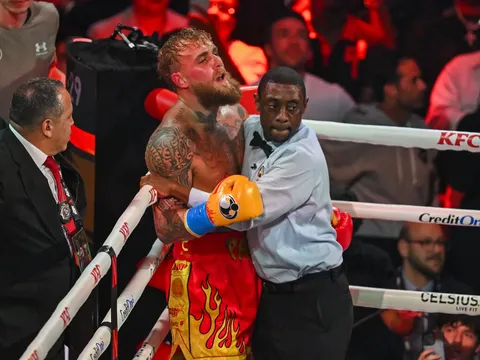 Jake Paul đối mặt nguy cơ giải nghệ sau chấn thương vỡ hàm trước Anthony Joshua