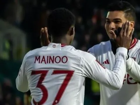 Casemiro khẳng định Mainoo là tương lai của Manchester United