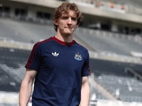 Gordon đạt thỏa thuận với Bayern, Newcastle đòi 75 triệu bảng