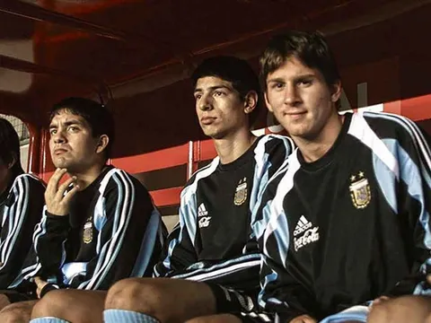 Cuộn băng VHS định mệnh giữ Messi lại cho Argentina