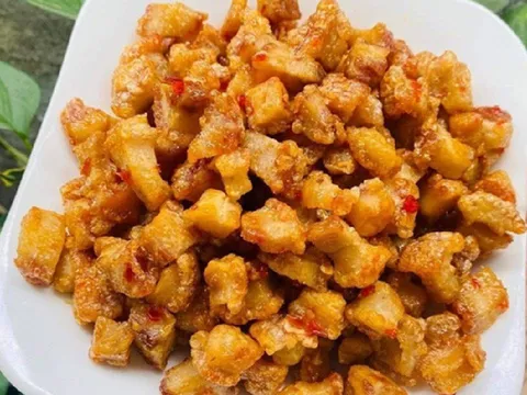 3 nhóm người nên tránh xa món tóp mỡ